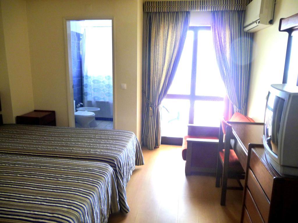 Hotel Tamargueira Figueira da Foz Zimmer foto